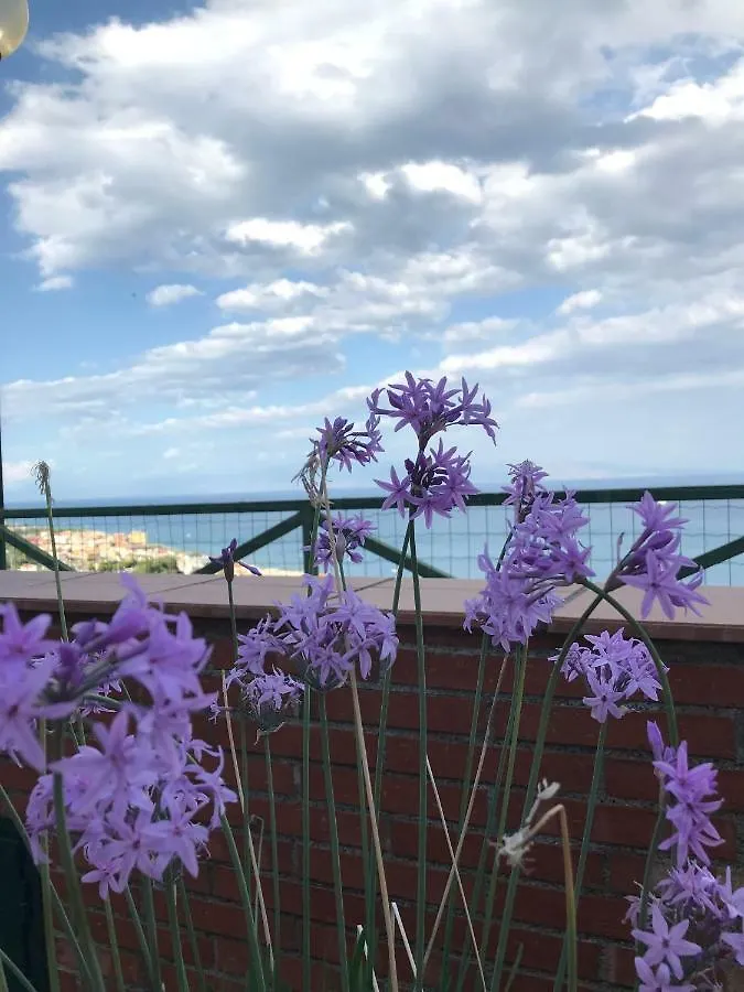Casa Silvy Villa SantʼAlessio Siculo Casa vacanze