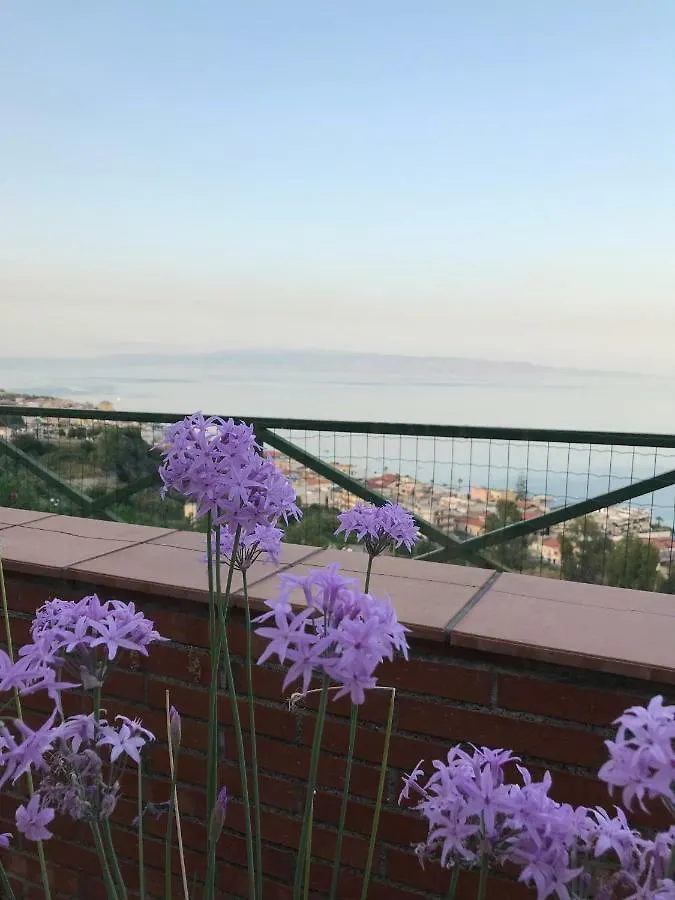 Casa Silvy Villa SantʼAlessio Siculo Vakantiehuis